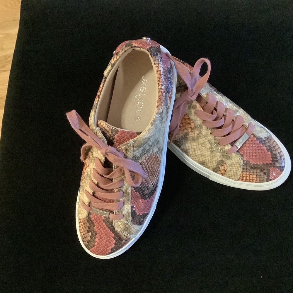 J Slides sneakers